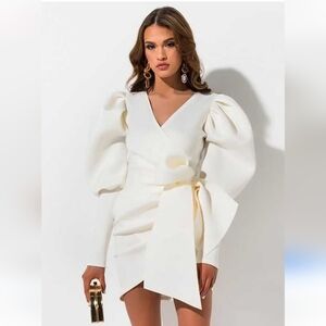 Akira Chicago cream V Neck Puff Sleeve WrapTied Waist Mini Dress, Bridal. Size M